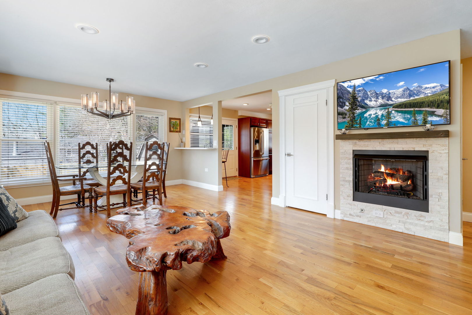 2936 Warbler Place