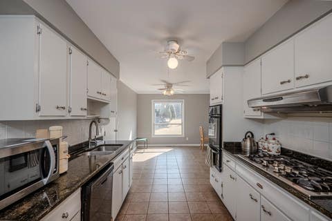 Tiny photo for 2S164 Beaumont Lane, Lombard, IL 60148 (MLS # 12716254)