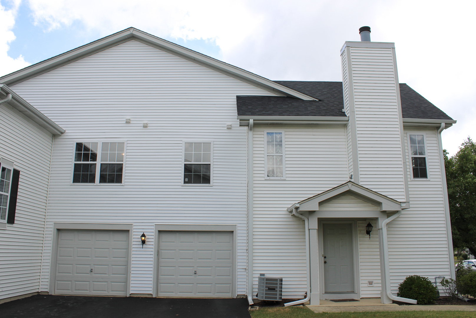 View Aurora, IL 60503 townhome