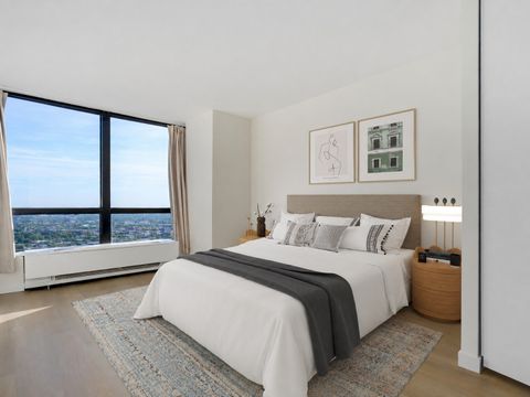 Tiny photo for 5415 N Sheridan Road #5015, Chicago, IL 60640 (MLS # 12678743)