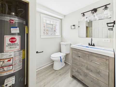 Tiny photo for 226 N Austin Boulevard, Oak Park, IL 60302 (MLS # 12599092)