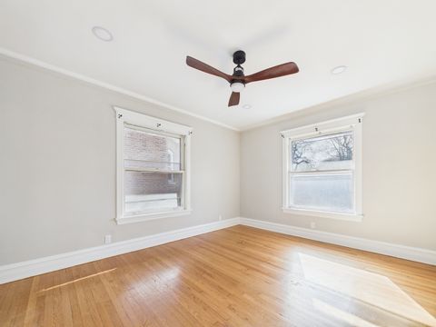 Tiny photo for 226 N Austin Boulevard, Oak Park, IL 60302 (MLS # 12599092)