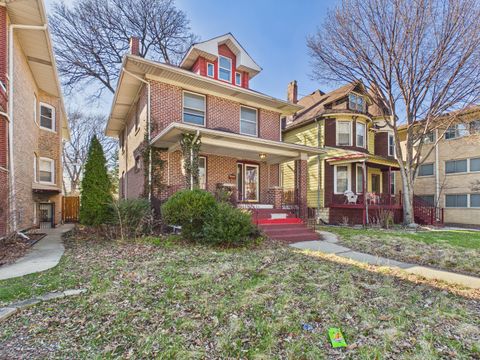 Tiny photo for 226 N Austin Boulevard, Oak Park, IL 60302 (MLS # 12599092)