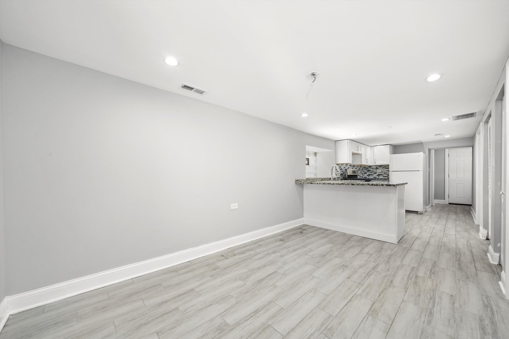 1400 N Lawndale Avenue