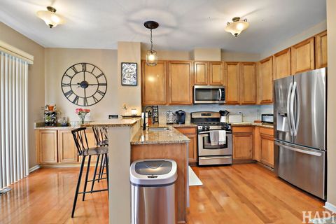 Tiny photo for 2154 Daybreak Drive, Lake In The Hills, IL 60156 (MLS # 12511388)