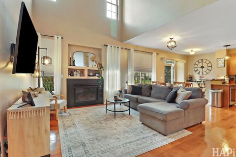 Tiny photo for 2154 Daybreak Drive, Lake In The Hills, IL 60156 (MLS # 12511388)