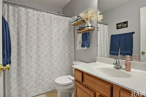 Tiny photo for 2154 Daybreak Drive, Lake In The Hills, IL 60156 (MLS # 12511388)