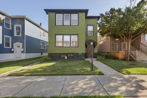 12051 S La Salle Street Chicago IL 60628