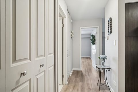 Tiny photo for 1605 E Central Road #111B, Arlington Heights, IL 60005 (MLS # 12529807)