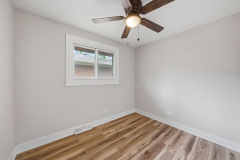 Tiny photo for 11613 S Loomis Street, Chicago, IL 60643 (MLS # 12649449)