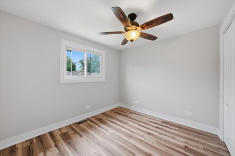 Tiny photo for 11613 S Loomis Street, Chicago, IL 60643 (MLS # 12649449)