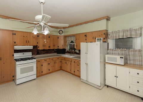 Tiny photo for 512 22nd Avenue, East Moline, IL 61244 (MLS # 12789753)