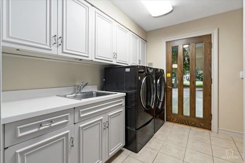 Tiny photo for 1725 Persimmon Drive, St. Charles, IL 60174 (MLS # 12722611)