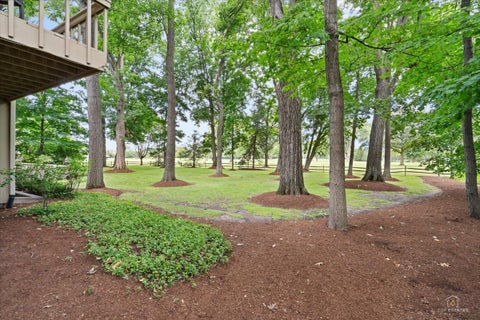 Tiny photo for 1725 Persimmon Drive, St. Charles, IL 60174 (MLS # 12722611)