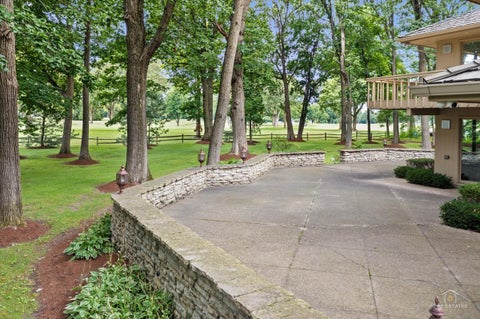 Tiny photo for 1725 Persimmon Drive, St. Charles, IL 60174 (MLS # 12722611)