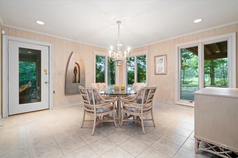 Tiny photo for 1725 Persimmon Drive, St. Charles, IL 60174 (MLS # 12722611)