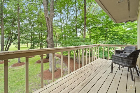 Tiny photo for 1725 Persimmon Drive, St. Charles, IL 60174 (MLS # 12722611)