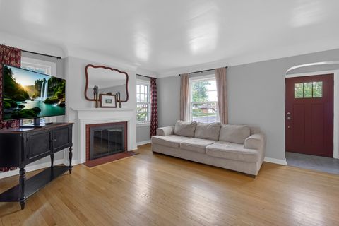 Tiny photo for 9200 S St. Louis Avenue, Evergreen Park, IL 60805 (MLS # 12614692)