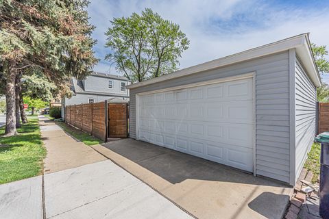 Tiny photo for 9200 S St. Louis Avenue, Evergreen Park, IL 60805 (MLS # 12614692)