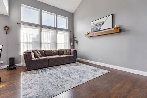 Tiny photo for 897 N Camden Lane, South Elgin, IL 60177 (MLS # 12493106)