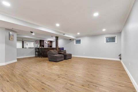 Tiny photo for 897 N Camden Lane, South Elgin, IL 60177 (MLS # 12493106)