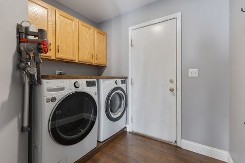 Tiny photo for 897 N Camden Lane, South Elgin, IL 60177 (MLS # 12493106)