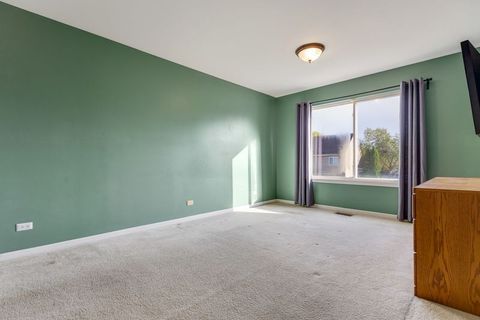 Tiny photo for 897 N Camden Lane, South Elgin, IL 60177 (MLS # 12493106)