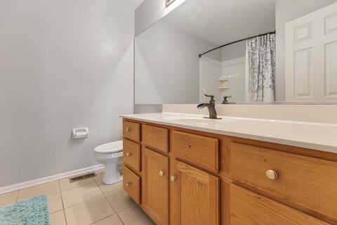 Tiny photo for 897 N Camden Lane, South Elgin, IL 60177 (MLS # 12493106)