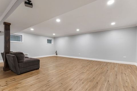 Tiny photo for 897 N Camden Lane, South Elgin, IL 60177 (MLS # 12493106)