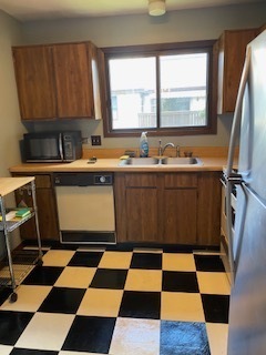 1012 E Glavin Court 2A