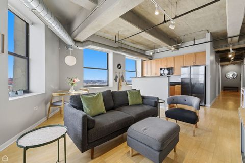 Tiny photo for 1550 S Blue Island Avenue #900, Chicago, IL 60608 (MLS # 12617486)