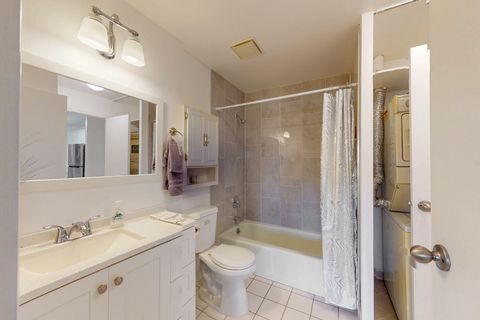 Tiny photo for 120 Lakeview Drive #110, Bloomingdale, IL 60108 (MLS # 12570108)