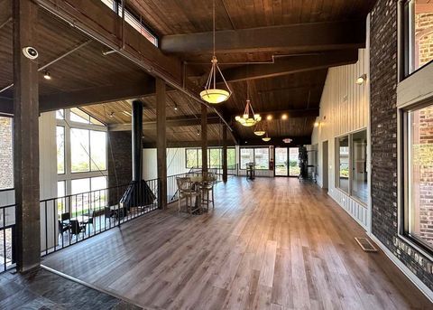 Tiny photo for 120 Lakeview Drive #110, Bloomingdale, IL 60108 (MLS # 12570108)