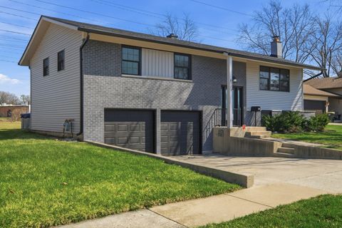 Tiny photo for 6717 Patton Drive, Woodridge, IL 60517 (MLS # 12606759)