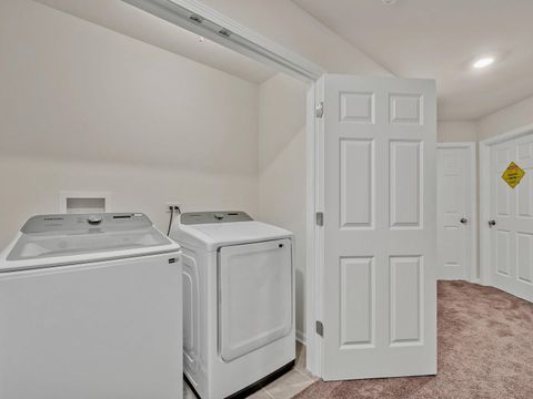Tiny photo for 1617 Albany Street, Grayslake, IL 60030 (MLS # 12472680)