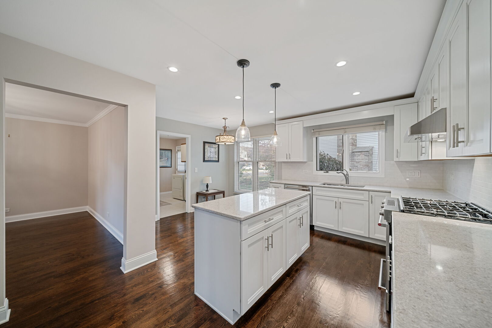 701 N Victoria Drive