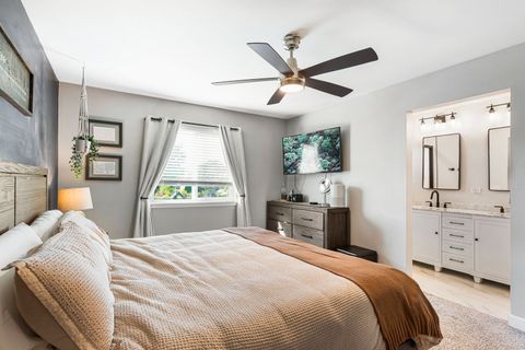 Tiny photo for 36253 N Bridlewood Avenue, Gurnee, IL 60031 (MLS # 12496436)