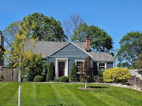 213 W Park Avenue Wheaton IL 60189