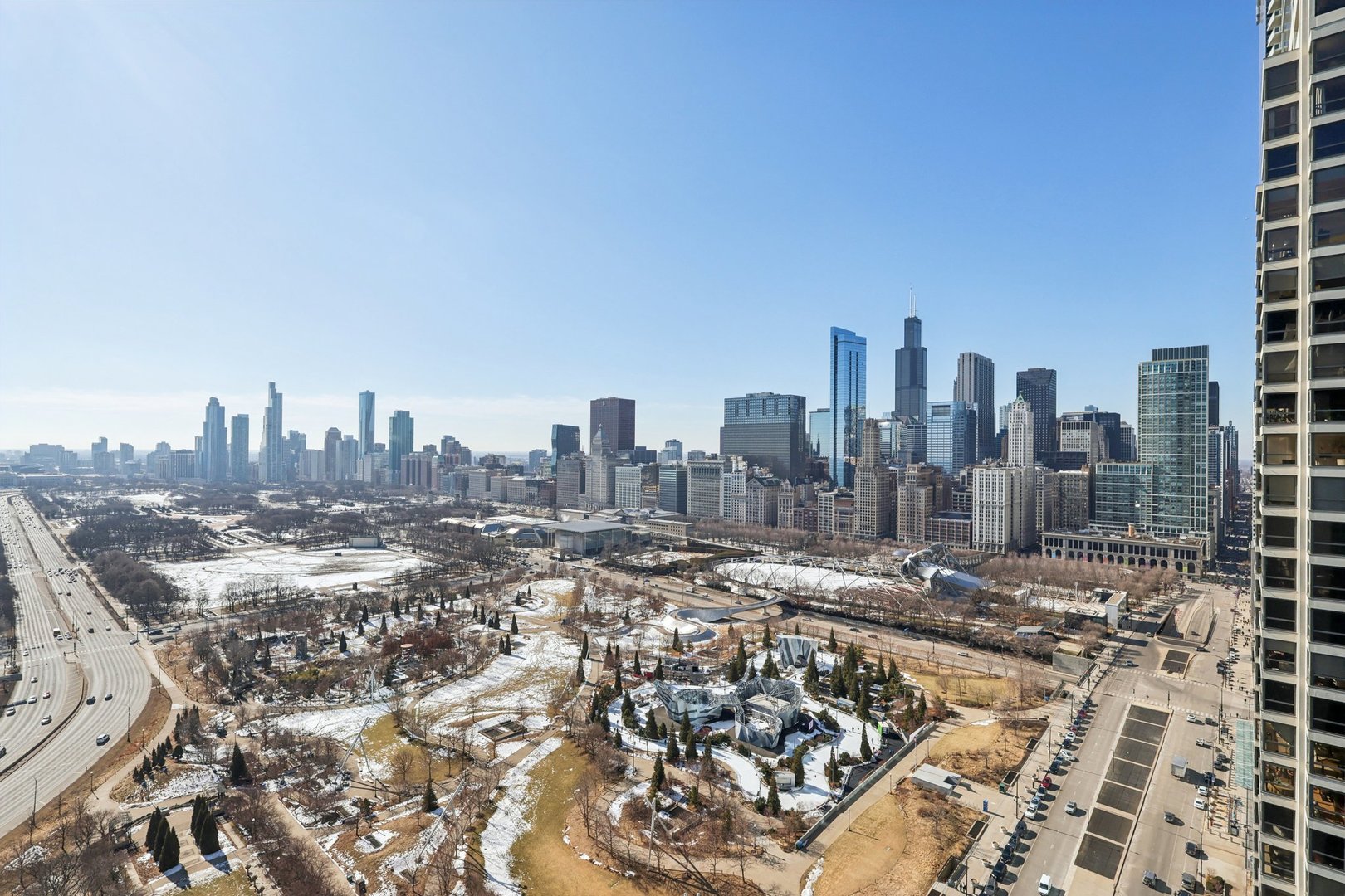 400 E Randolph Street 3719-20