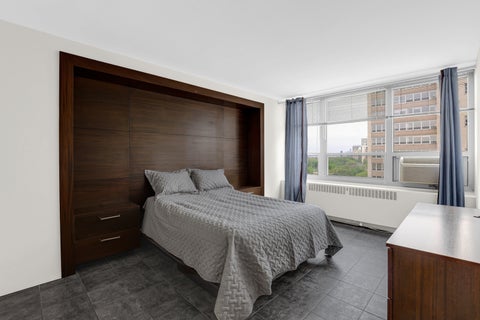 Tiny photo for 3950 N Lake Shore Drive #1100A, Chicago, IL 60613 (MLS # 12682949)