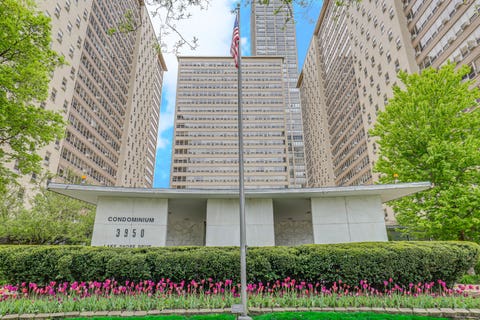 Photo of 3950 N Lake Shore Drive #1100A, Chicago, IL 60613 (MLS # 12682949)