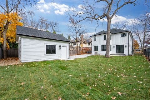 Tiny photo for 150 Linden Avenue, Glencoe, IL 60022 (MLS # 12160608)