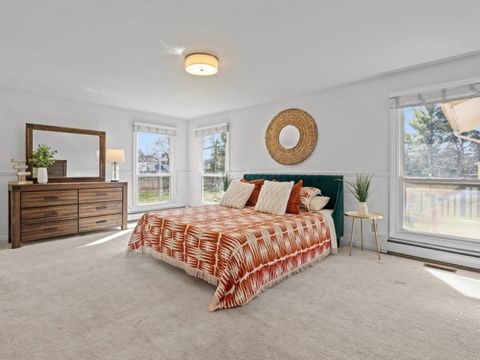 Tiny photo for 401 E Side Drive, Geneva, IL 60134 (MLS # 12594741)