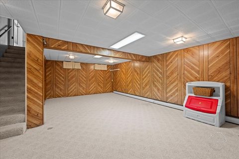 Tiny photo for 401 E Side Drive, Geneva, IL 60134 (MLS # 12594741)