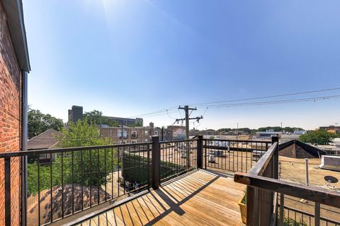 Tiny photo for 4821 N Kimball Avenue #3, Chicago, IL 60625 (MLS # 12697460)