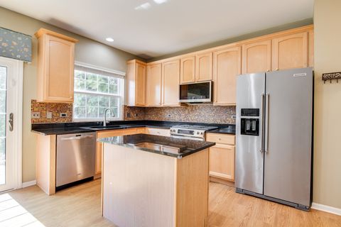 Tiny photo for 2889 Peachtree Circle, Aurora, IL 60502 (MLS # 12602329)
