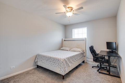 Tiny photo for 2889 Peachtree Circle, Aurora, IL 60502 (MLS # 12602329)