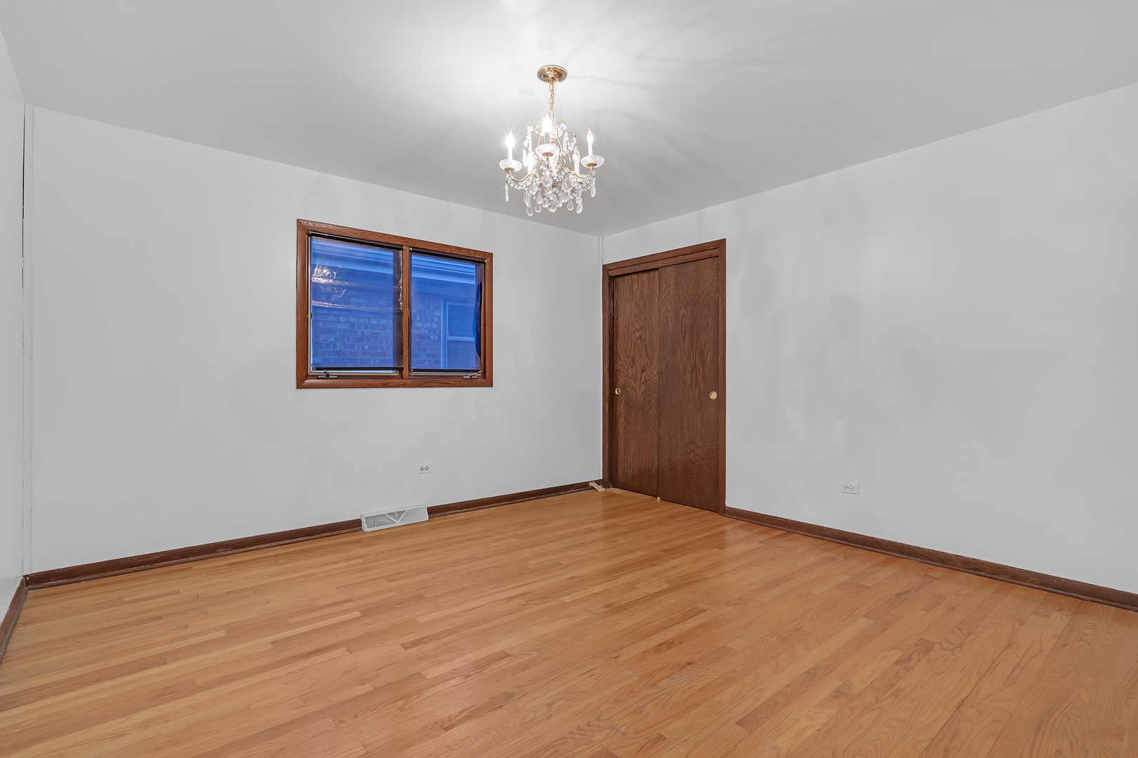 6102 W 64th Street