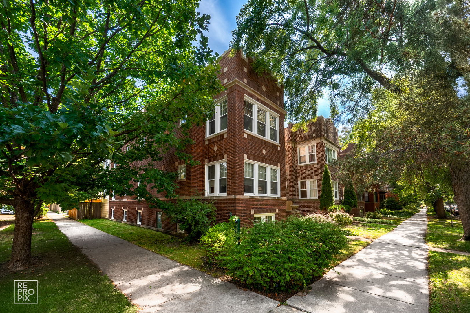 5359 N Spaulding Avenue