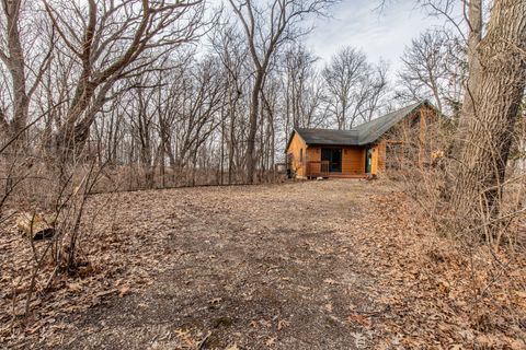 Tiny photo for 18 Lincoln Court, Putnam, IL 61560 (MLS # 12578553)